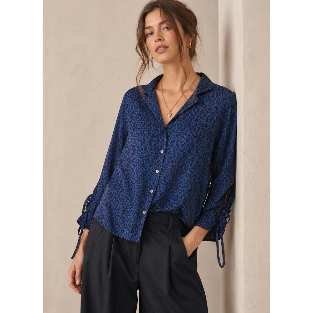Anthropologie Current Air Shirt L Navy Blue Leopard Button Up Tie Long Sleeve